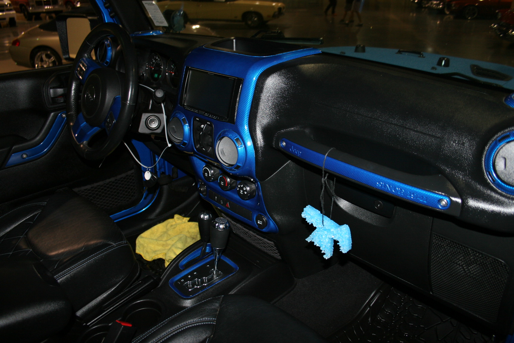 7th Image of a 2015 JEEP WRANGLER UNLIMITED SPORT