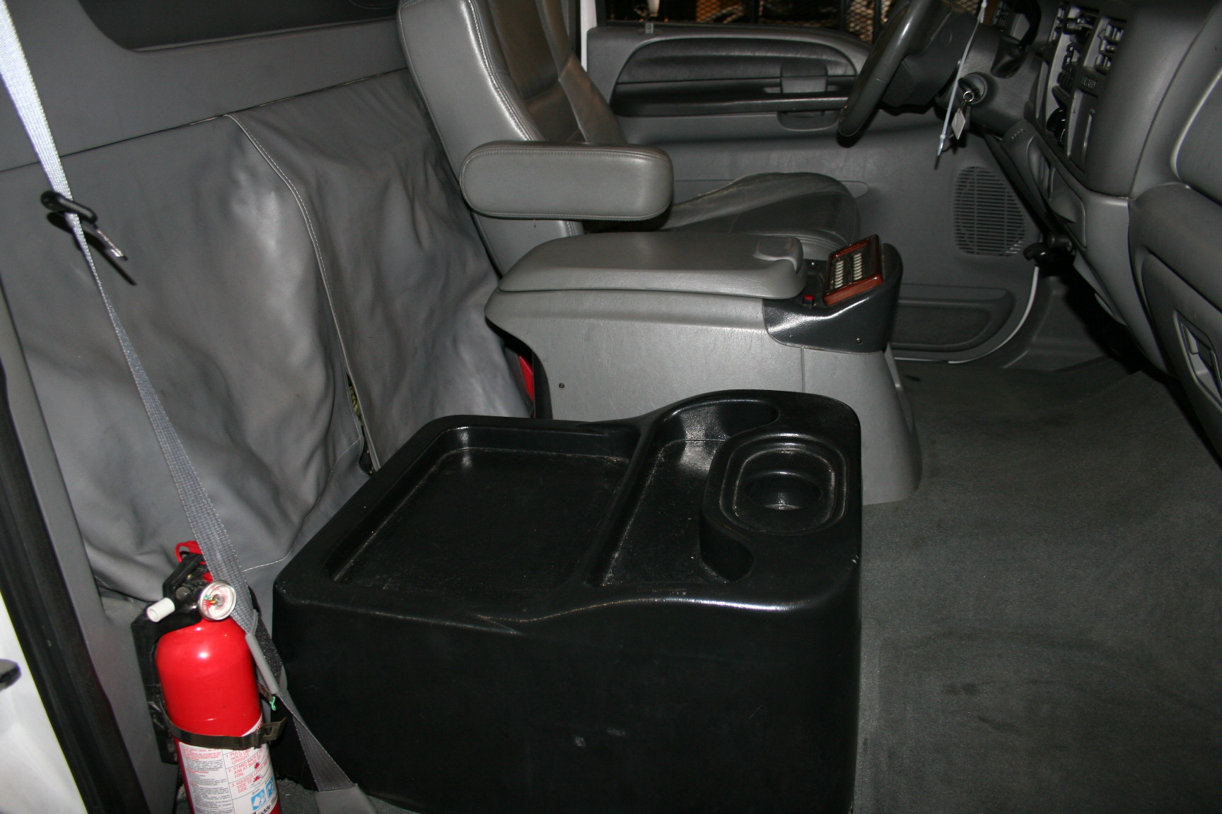 5th Image of a 2004 FORD EXCURSION XLT