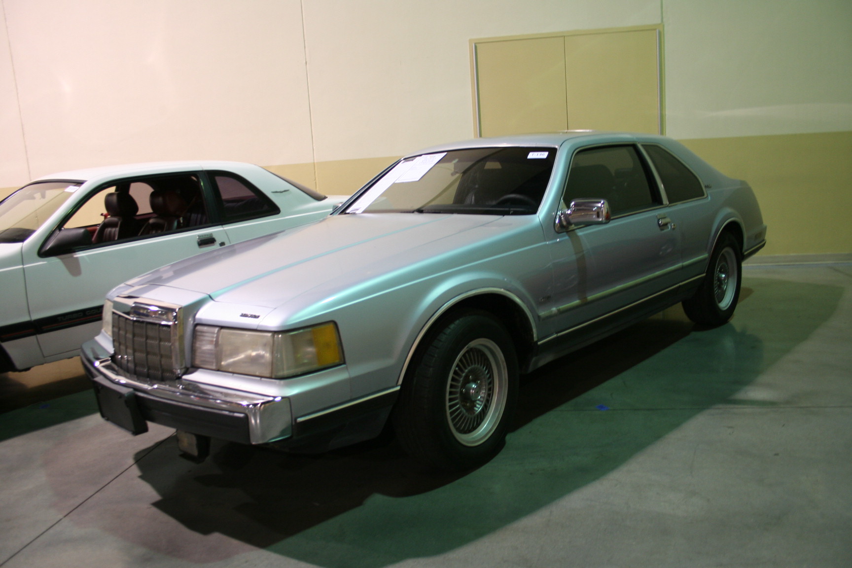 1st Image of a 1988 LINCOLN MARK VII LSC