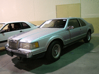 Image 2 of 10 of a 1988 LINCOLN MARK VII LSC