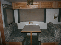 Image 16 of 28 of a 2000 FREIGHTLINER XC CHASSIS