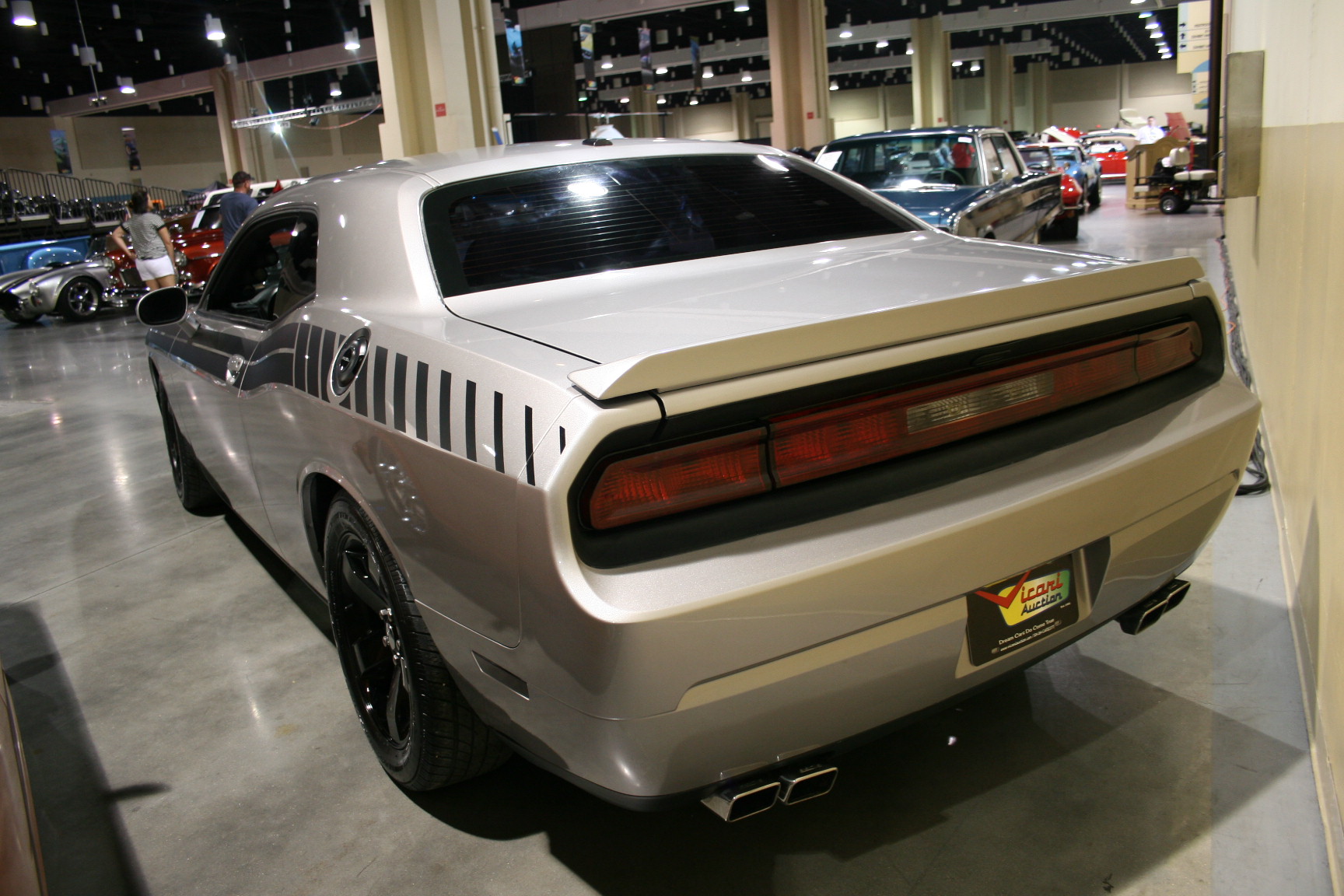 8th Image of a 2011 DODGE CHALLENGER R/T