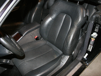 Image 6 of 11 of a 2002 MERCEDES CLK 320