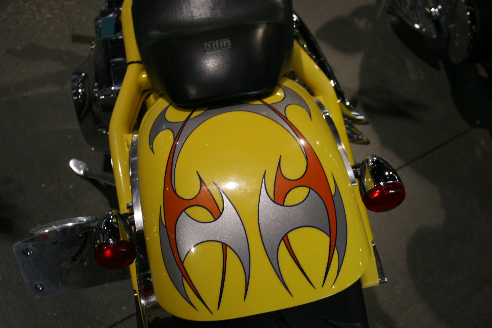 5th Image of a 2004 BIG DOG MOTORCYCLE RIDGEBACK