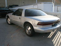 Image 8 of 10 of a 1990 BUICK REATTA