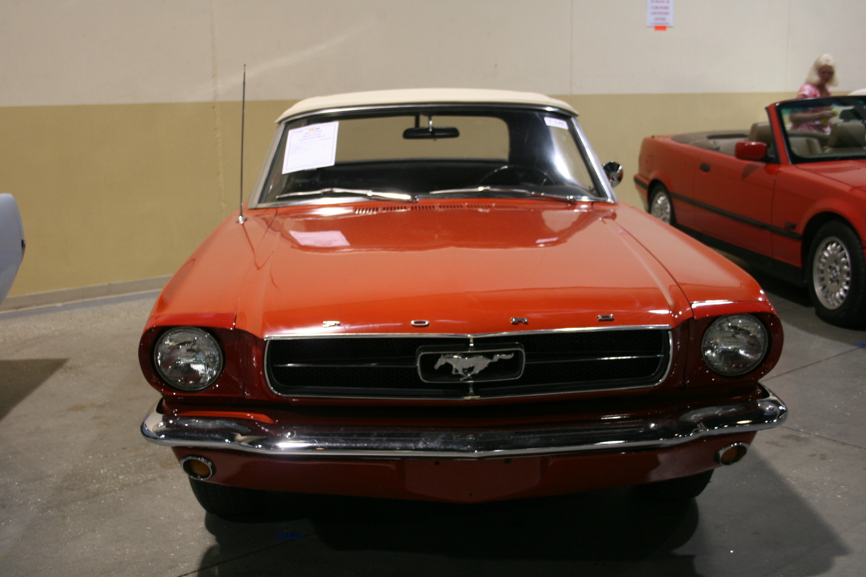 2nd Image of a 1965 FORD MUSTANG