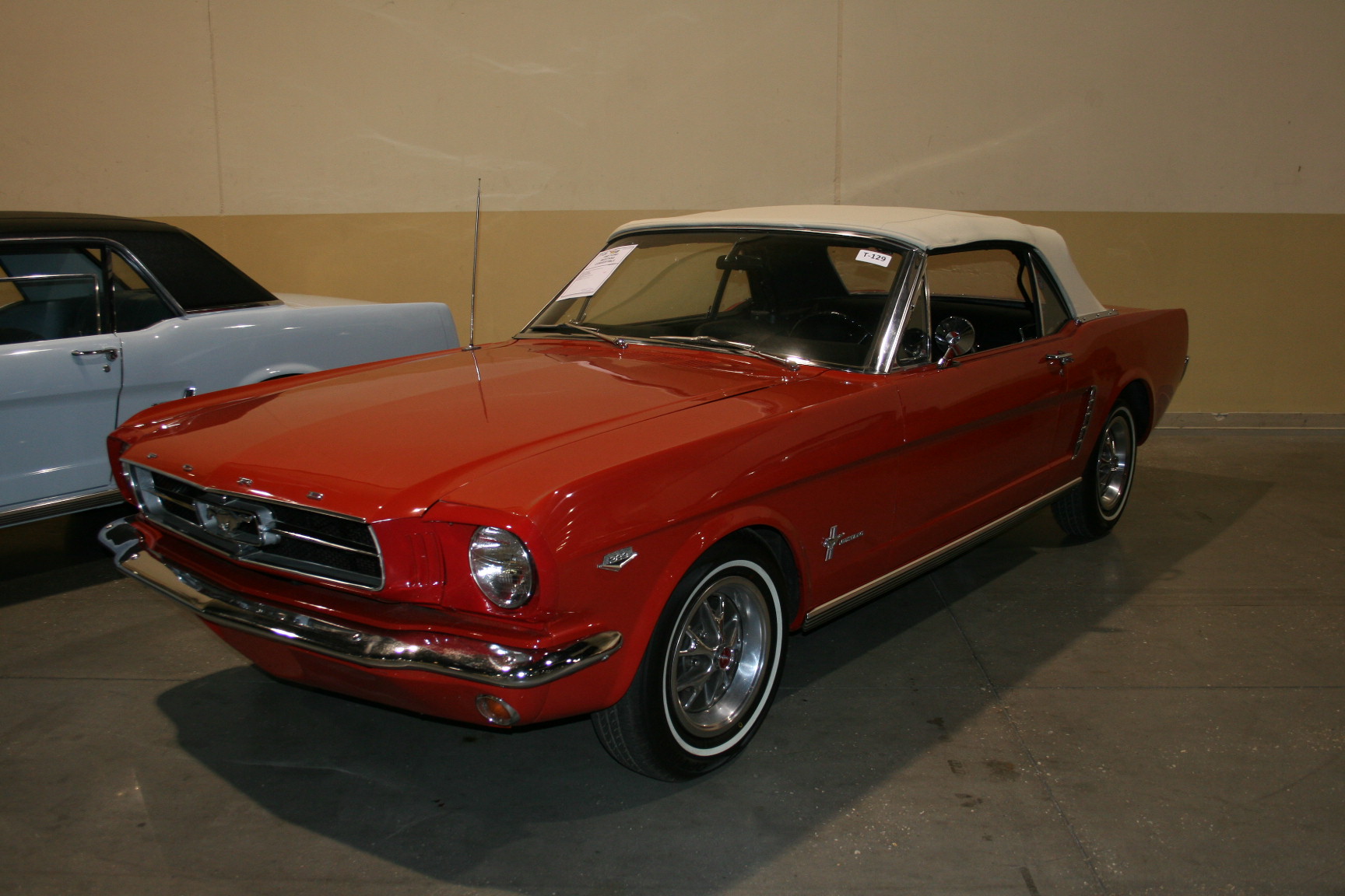 3rd Image of a 1965 FORD MUSTANG