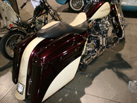 Image 2 of 9 of a 2014 HARLEY-DAVIDSON FLHXS