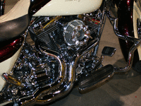 Image 3 of 9 of a 2014 HARLEY-DAVIDSON FLHXS