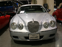 Image 2 of 16 of a 2008 JAGUAR S-TYPE