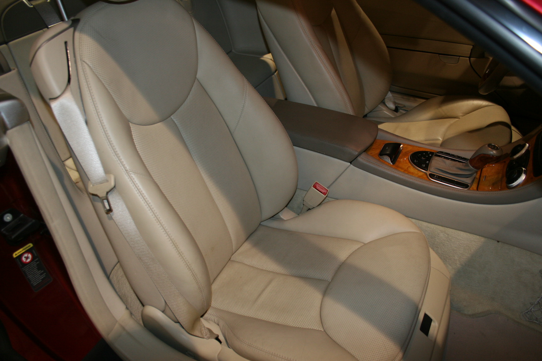 6th Image of a 2004 MERCEDES-BENZ SL-CLASS SL500