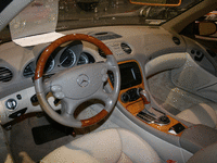 Image 4 of 9 of a 2004 MERCEDES-BENZ SL-CLASS SL500