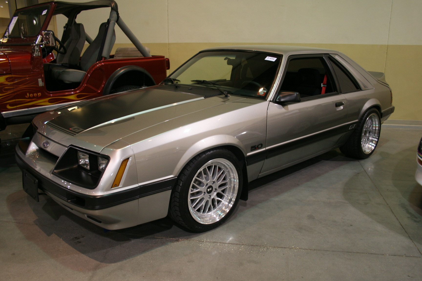 3rd Image of a 1986 FORD MUSTANG LX