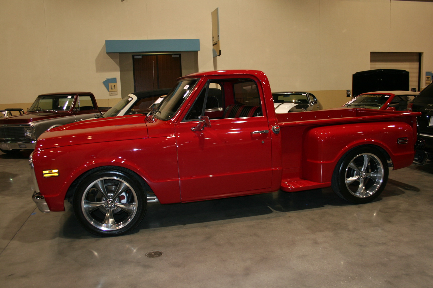 4th Image of a 1972 CHEVROLET C10