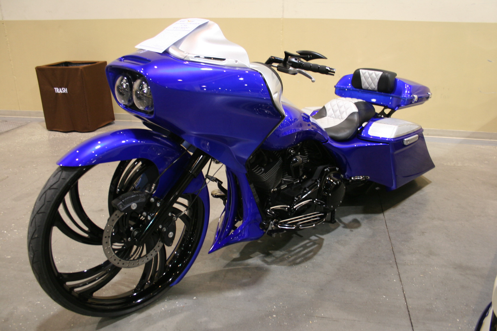 0th Image of a 2010 HARLEY-DAVIDSON FLTRX