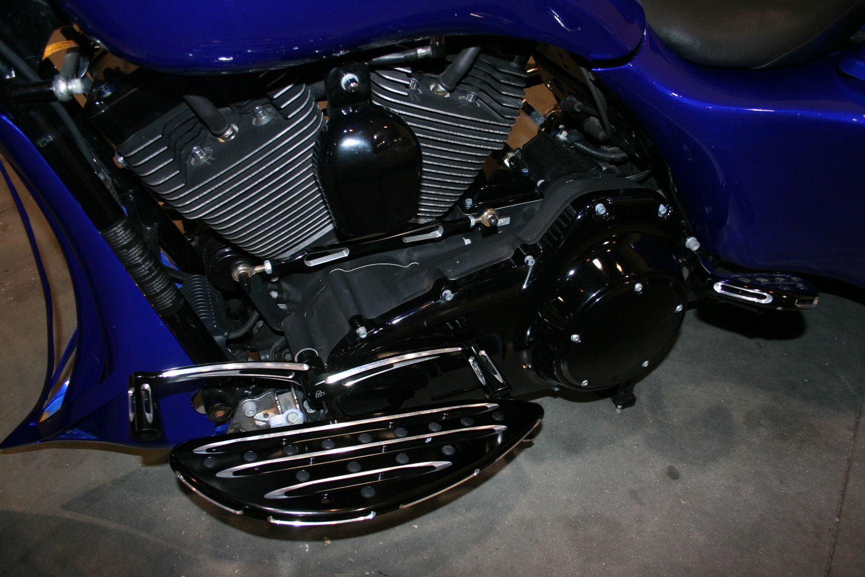 7th Image of a 2010 HARLEY-DAVIDSON FLTRX