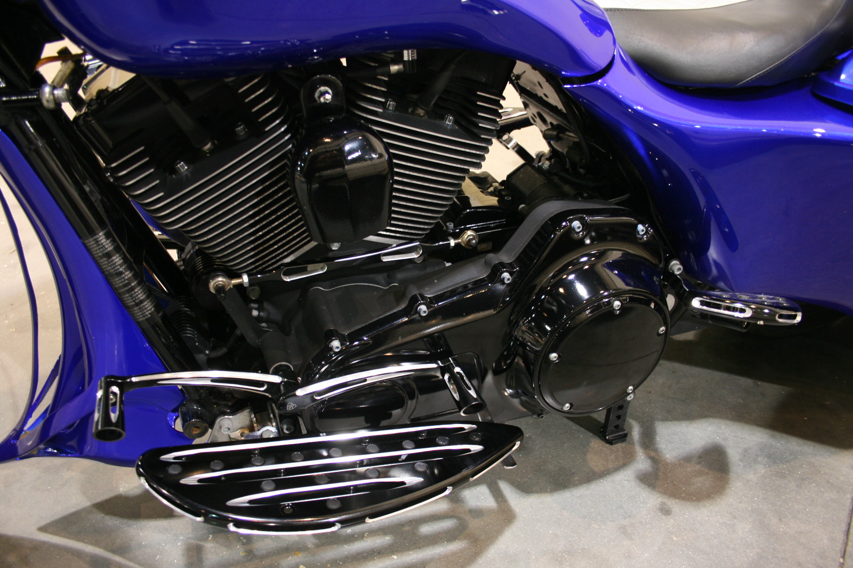 8th Image of a 2010 HARLEY-DAVIDSON FLTRX