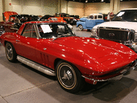 Image 2 of 10 of a 1965 CHEVROLET CORVETTE