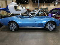 Image 3 of 9 of a 1970 CHEVROLET CORVETTE