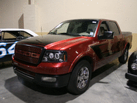 Image 2 of 12 of a 2005 FORD F-150 LARIAT