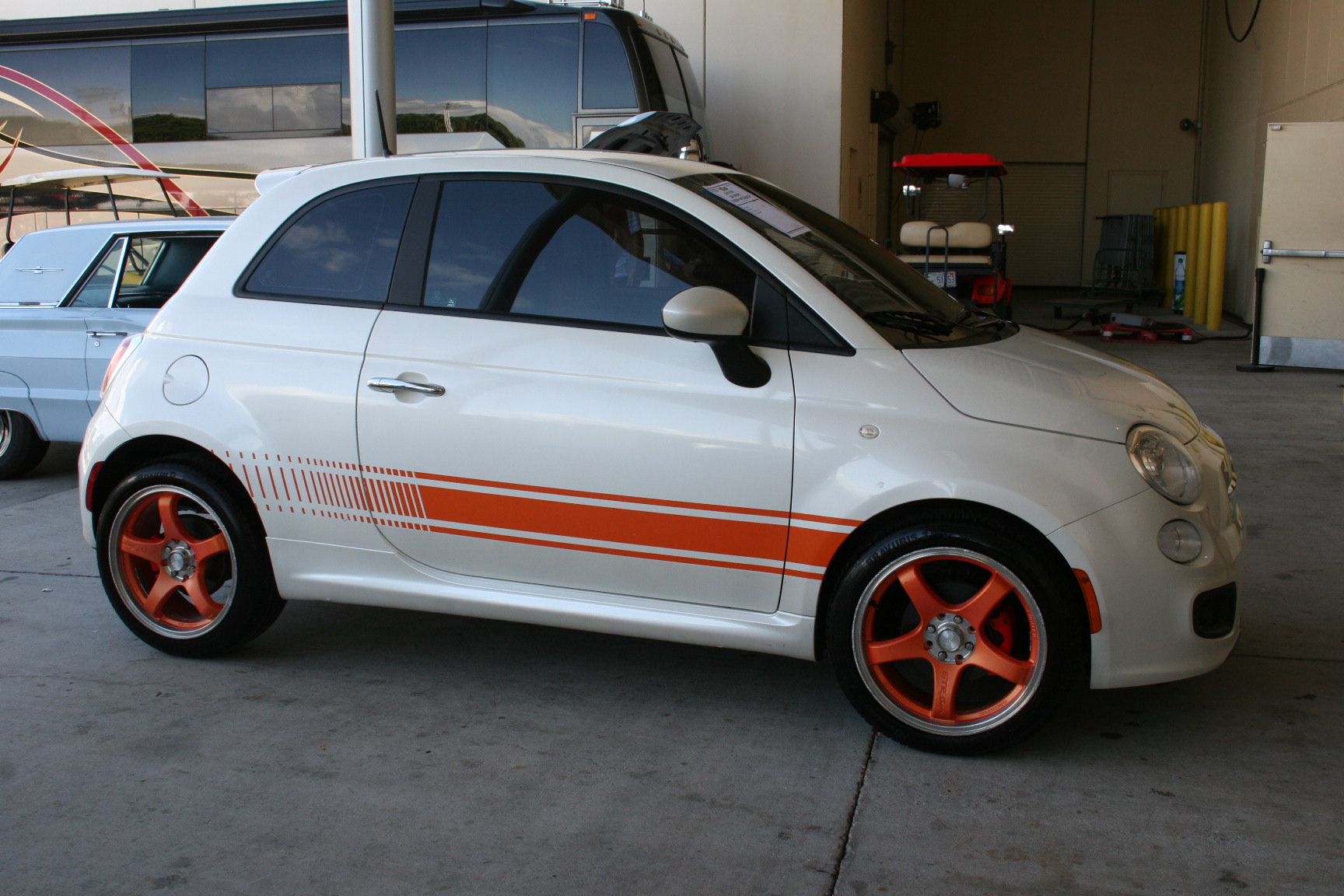 2nd Image of a 2013 FIAT 500 SPORT