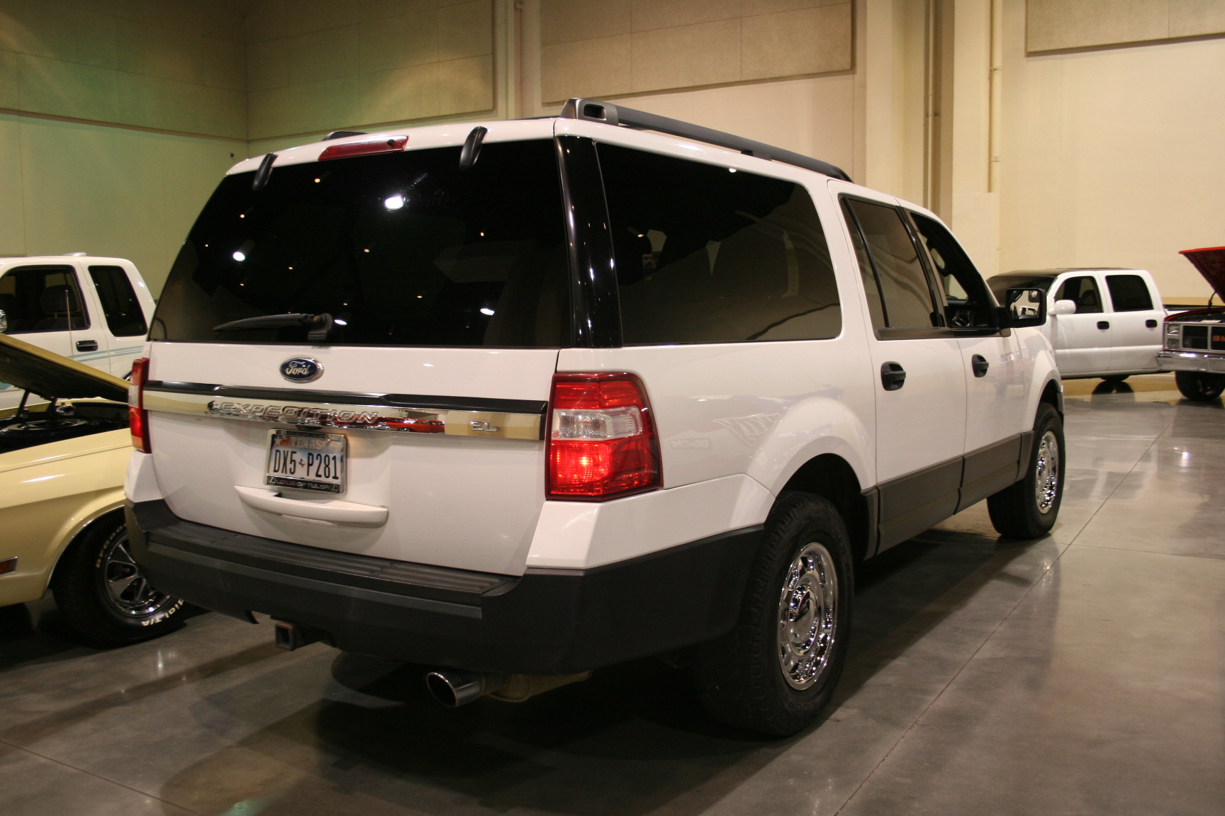 11th Image of a 2015 FORD EXPEDITION 4X4