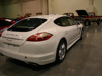 Image 13 of 14 of a 2011 PORSCHE PANAMERA