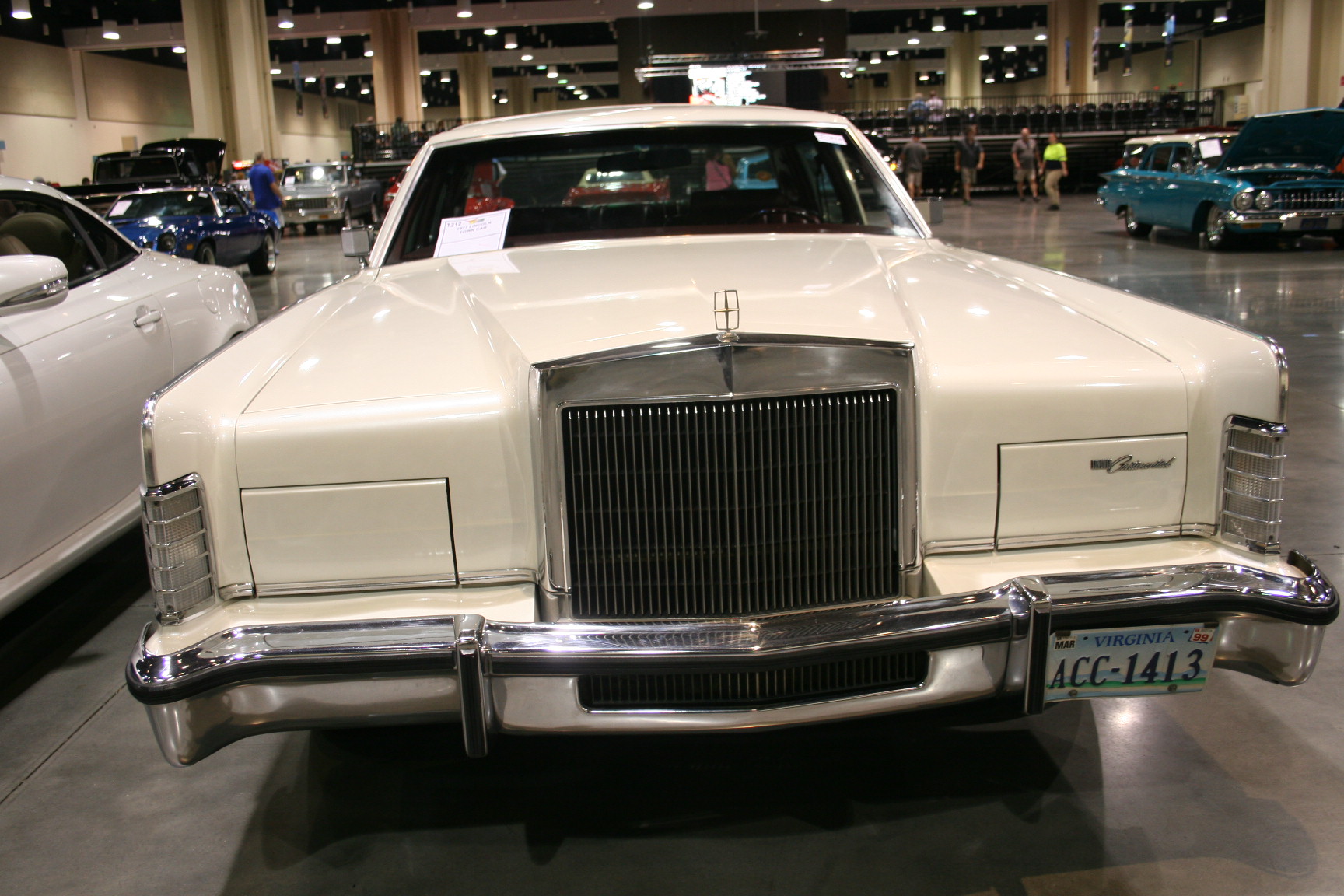0th Image of a 1977 LINCOLN TOWN CAR