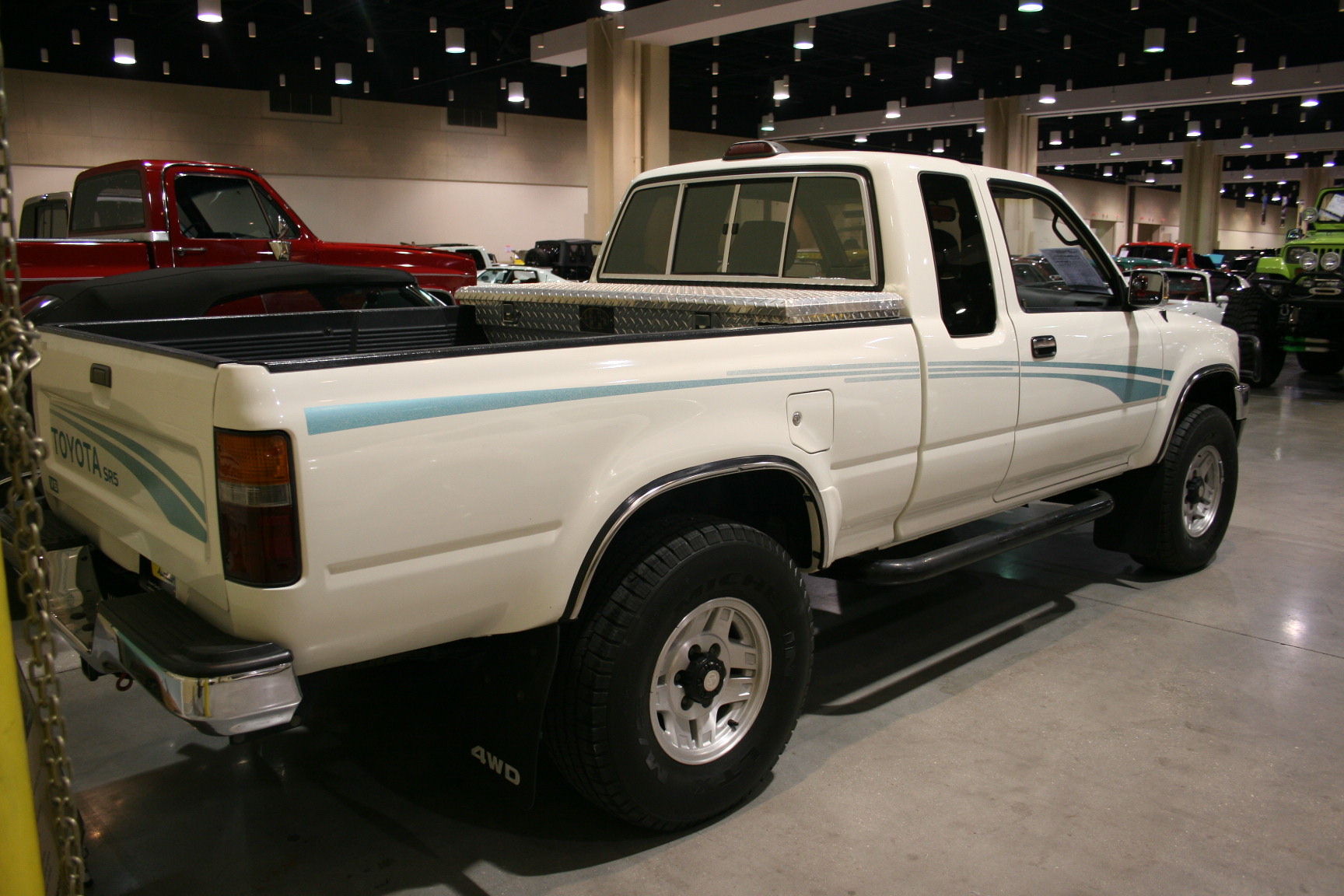 8th Image of a 1994 TOYOTA PICKUP 1/2 TON SR5