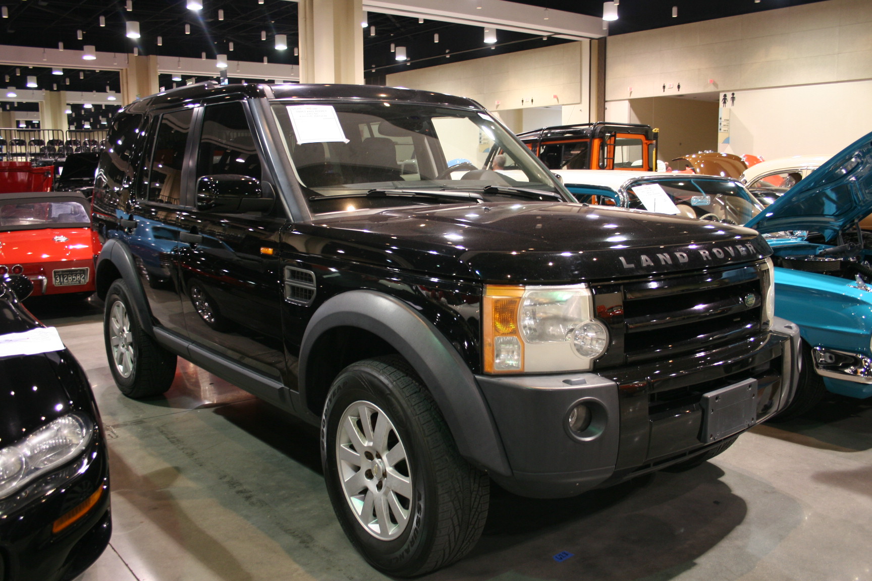 1st Image of a 2006 LAND ROVER LR3 SE