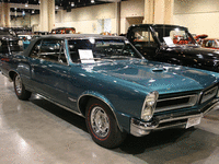 Image 4 of 13 of a 1965 PONTIAC GTO CLONE