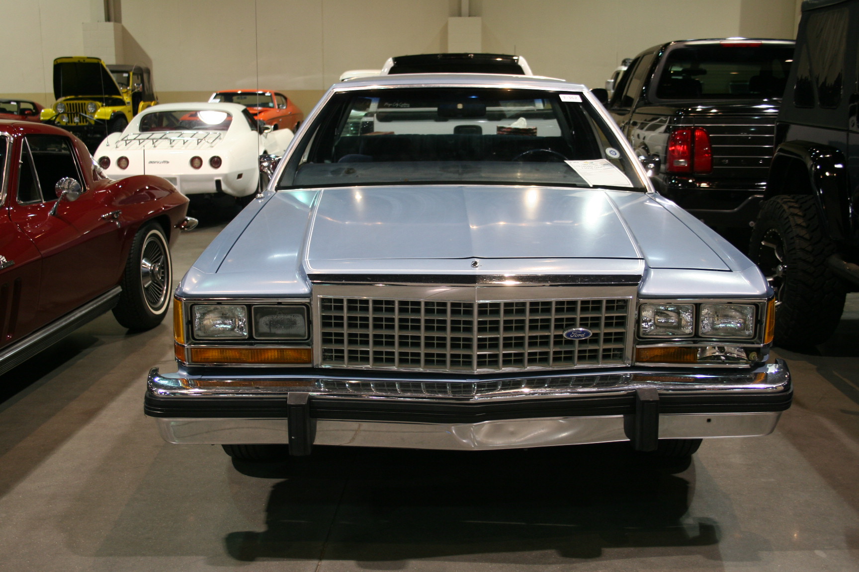 1st Image of a 1984 FORD LTD CROWN VICTORIA