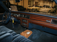 Image 5 of 9 of a 1984 FORD LTD CROWN VICTORIA