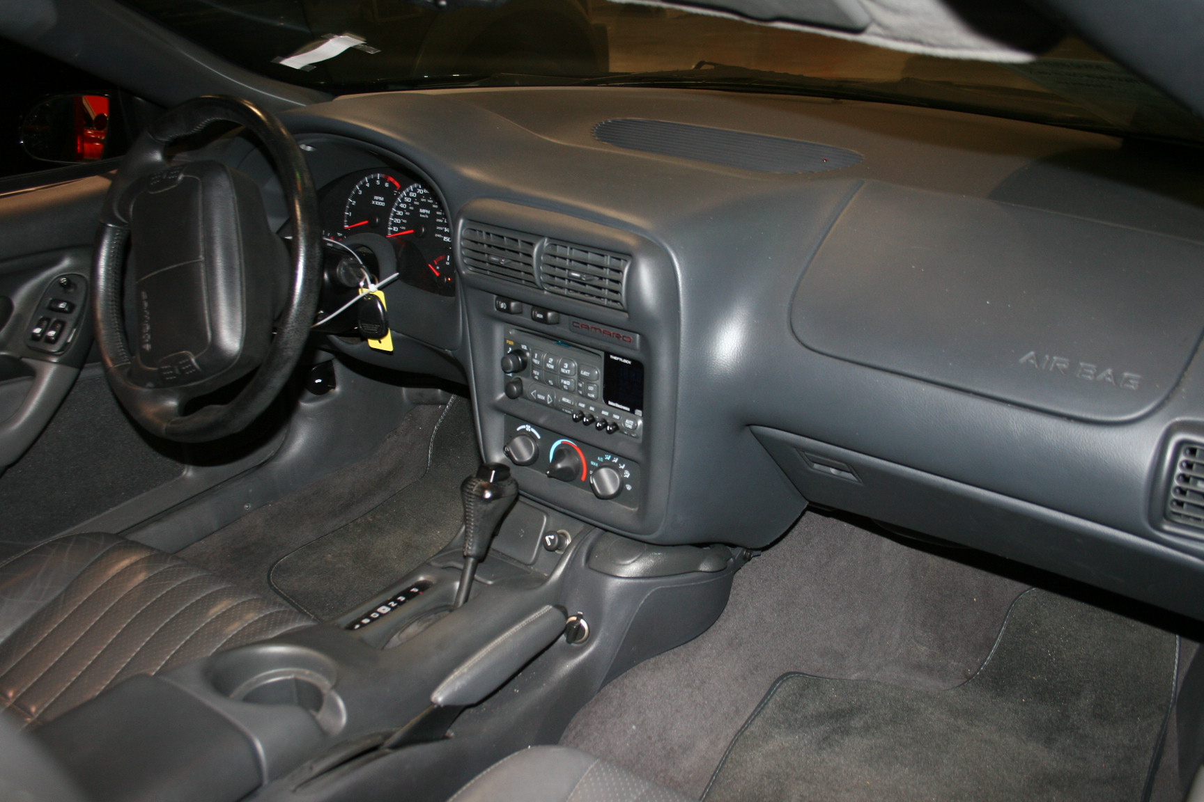 5th Image of a 1998 CHEVROLET CAMARO Z28