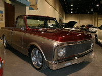 Image 4 of 13 of a 1972 CHEVROLET C10