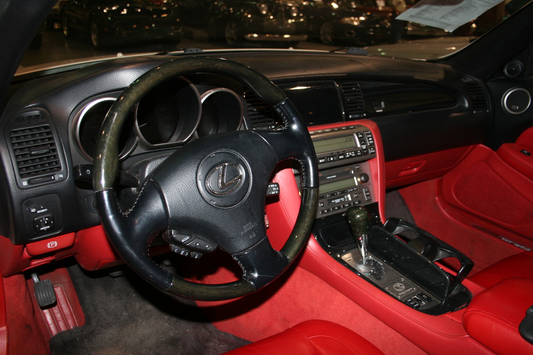 3rd Image of a 2007 LEXUS SC 430