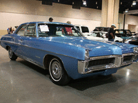 Image 2 of 11 of a 1967 PONTIAC CATALINA