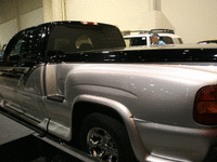 Image 17 of 19 of a 2000 CHEVROLET SILVERADO 1500