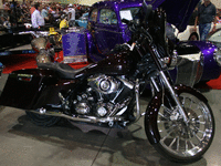 Image 2 of 9 of a 2007 HARLEY-DAVIDSON FLHX