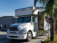 Image 3 of 31 of a 2006 FREIGHTLINER COLUMBIA CL120