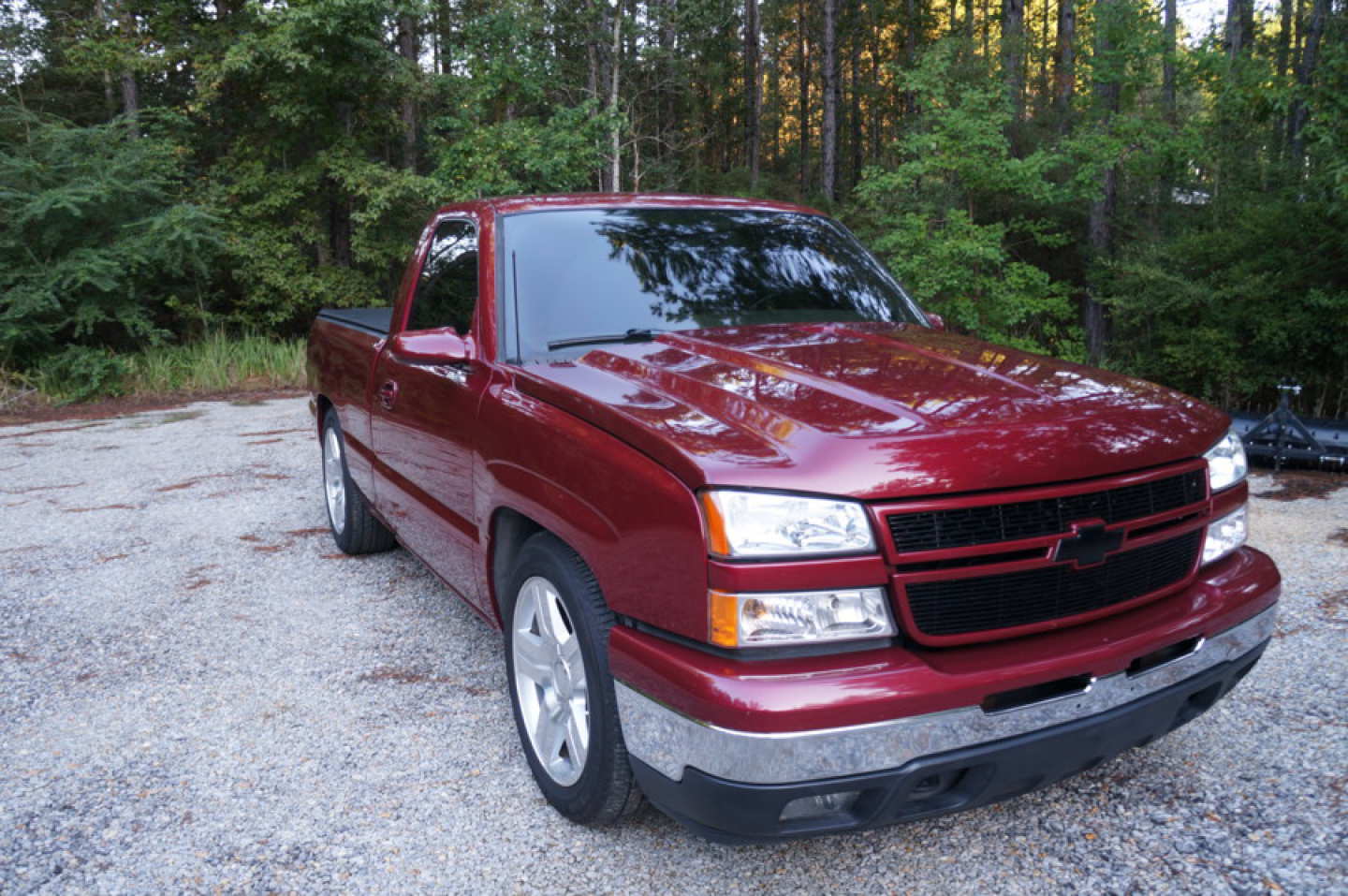 2nd Image of a 2006 CHEVROLET SILVERADO 1500