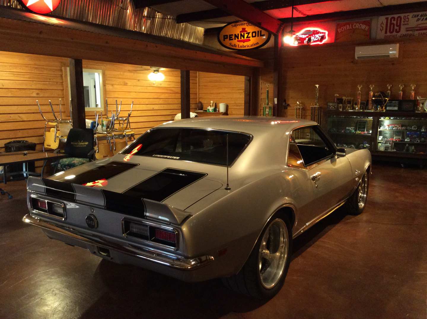 2nd Image of a 1968 CHEVROLET CAMARO