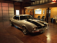Image 4 of 9 of a 1968 CHEVROLET CAMARO