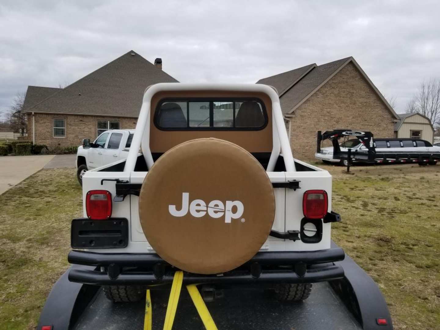 2nd Image of a 1981 JEEP SCRAMBLER CJ8