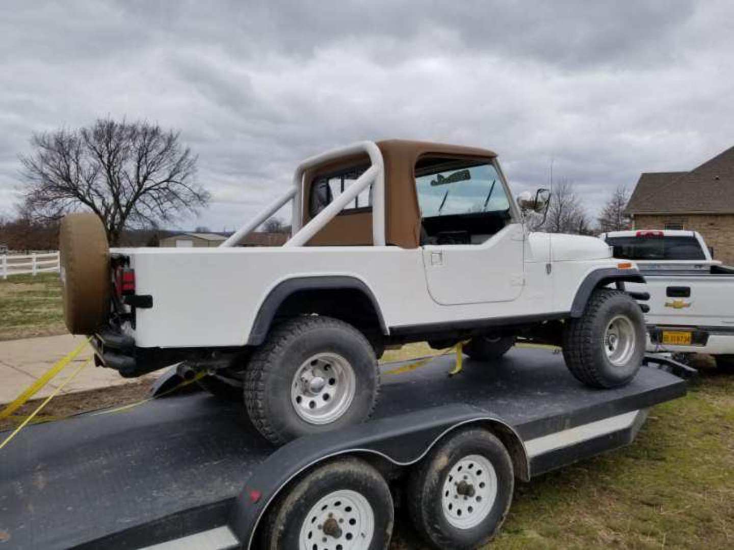 3rd Image of a 1981 JEEP SCRAMBLER CJ8