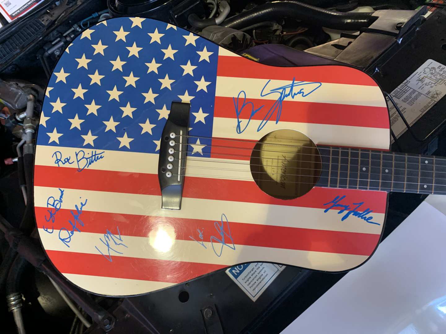 1st Image of a N/A BRUCE SPRINGSTEEN GUITAR