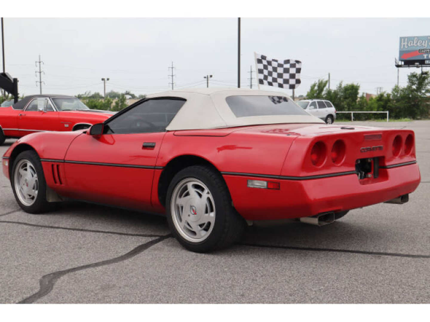 3rd Image of a 1989 CHEVROLET CORVETTE