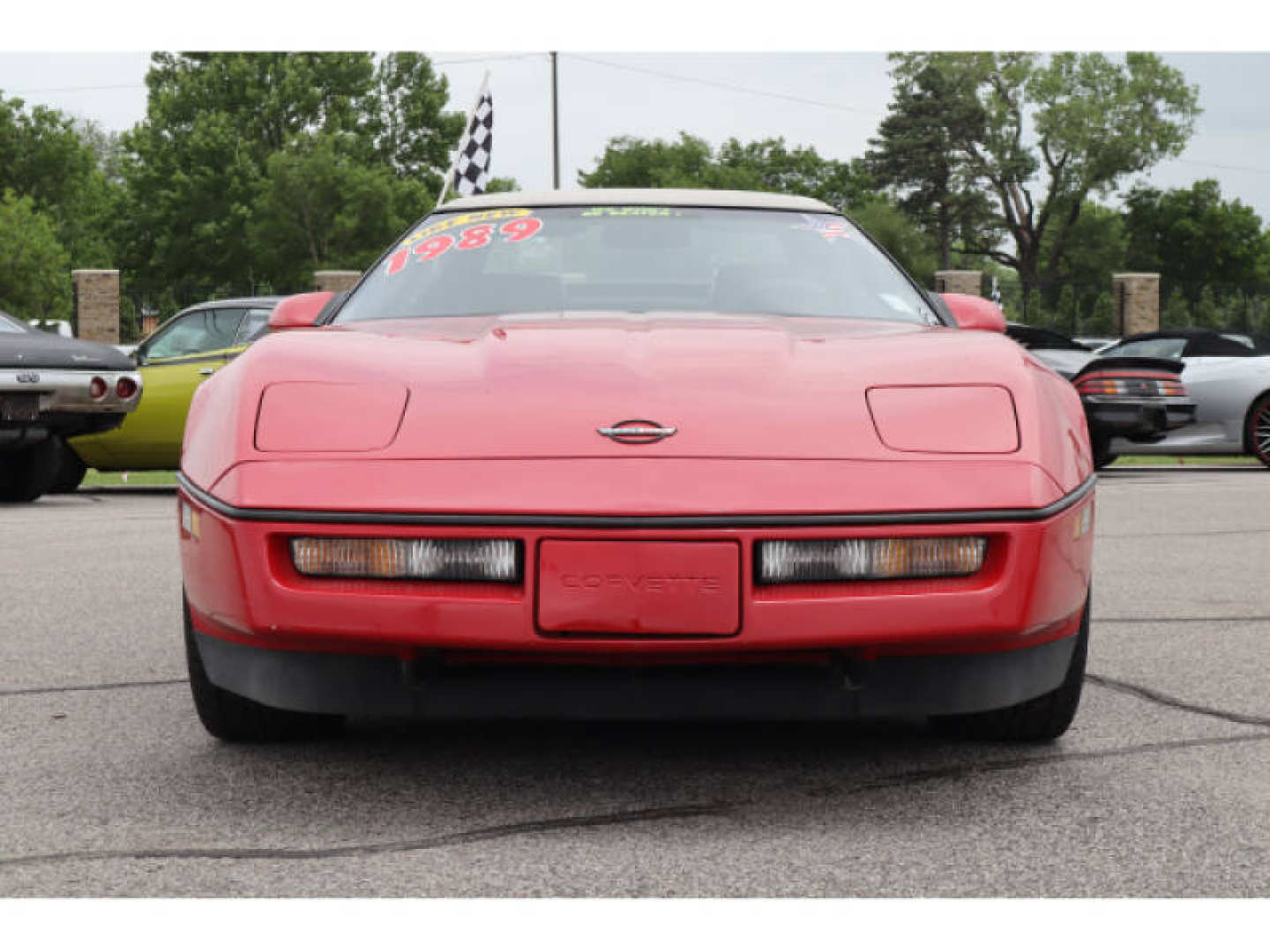 4th Image of a 1989 CHEVROLET CORVETTE