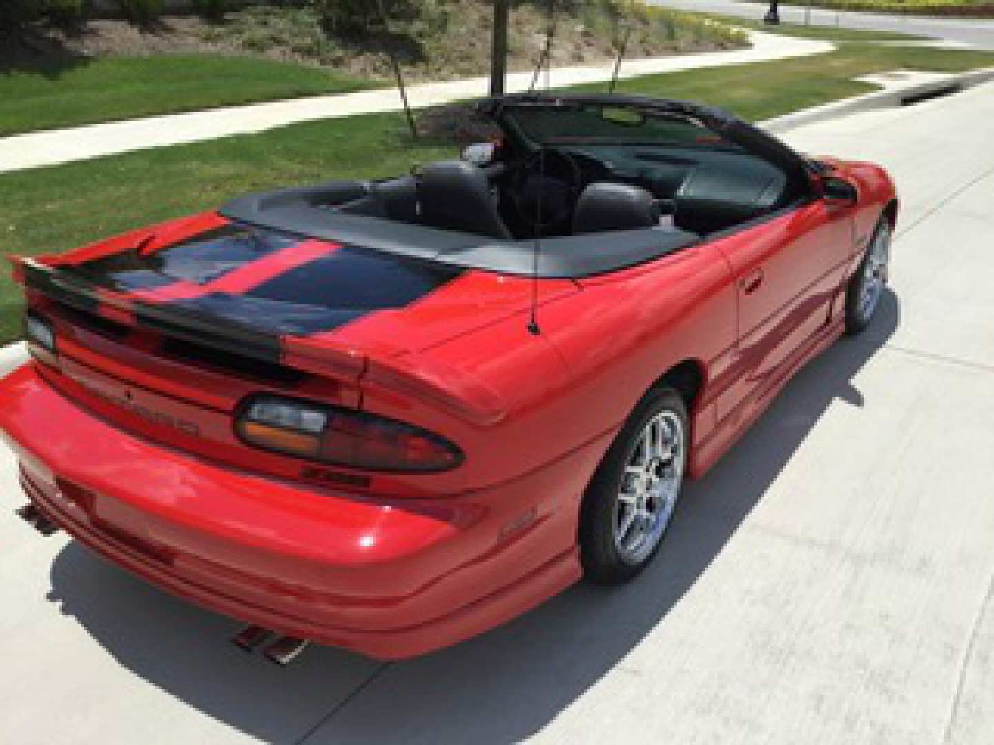 3rd Image of a 1999 CHEVROLET CAMARO Z28