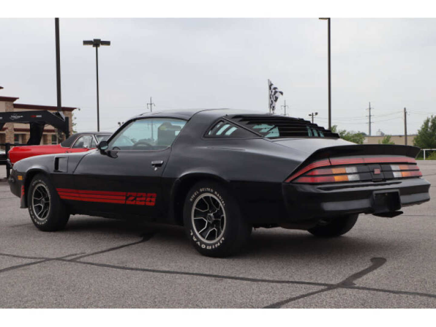 2nd Image of a 1980 CHEVROLET CAMARO